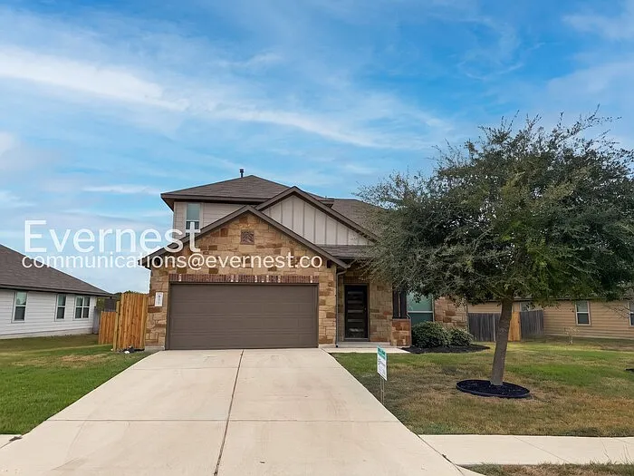 6031 Heron Dr