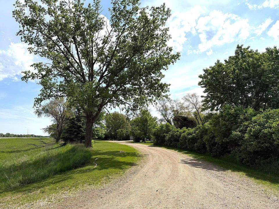 23355 Highway 23 NE, Hawick, MN 56273 | Zillow
