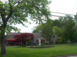 1939 Cedar Point Rd, Sandusky, OH 44870