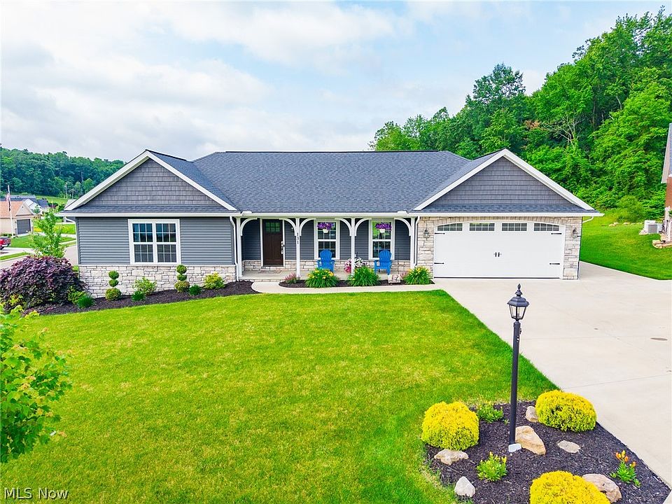 1st image of 131 Sarah Ln