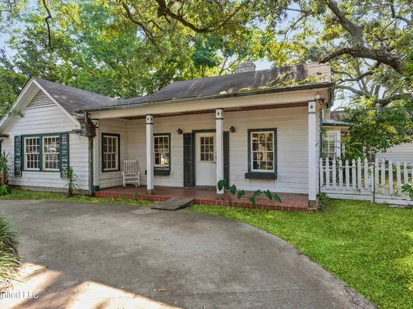 120 Balmoral Ave, Biloxi, MS 39531