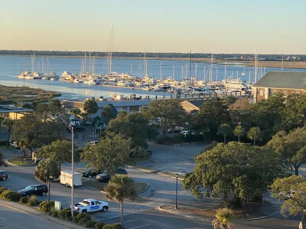 14 Lockwood Dr APT 6D, Charleston, SC 29401