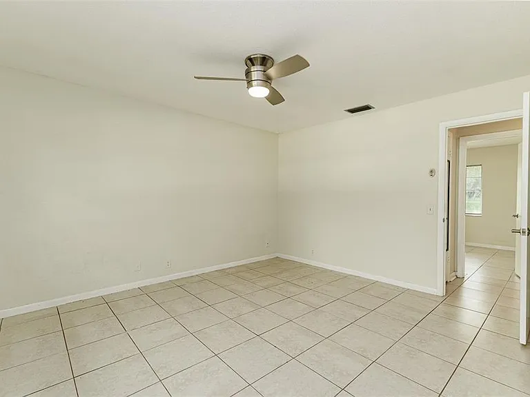 408 Lake Ned Rd — Photo 10