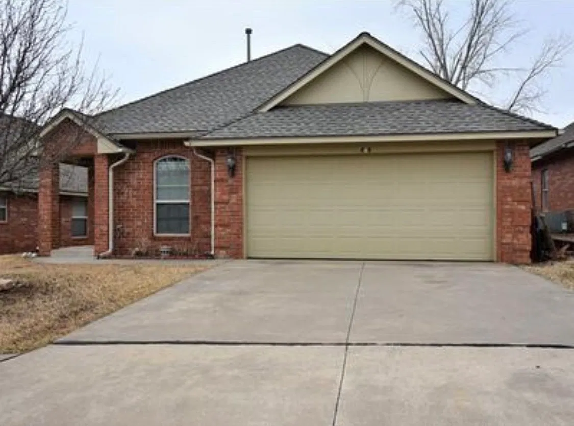 4 bed, 1496 sqft, $1,725 — Photo 1