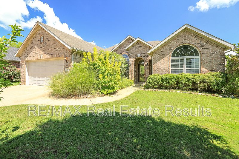 1st image of 3104 SW Tunica Ave