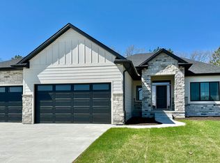 2131 Big Timber Rd, Lincoln, NE 68520