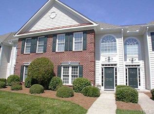 207 Anniston Ct, Cary, NC 27519