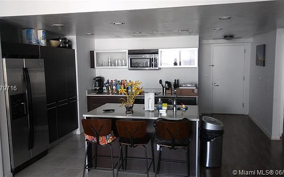 5th image of 1900 N Bayshore Dr APT 3004