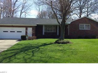 3433 Kingston Ln, Youngstown, OH