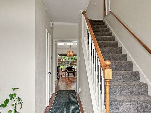 5th image of 605 Keel Way