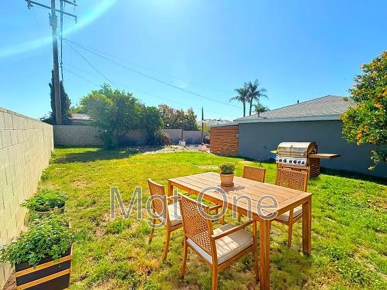 17748 Barbee St — Photo 22