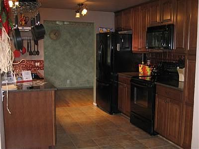 4th image of 9709 74th Ave E