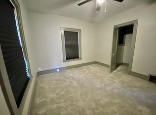 640 E Dover Ct, Davenport, IA 52803
