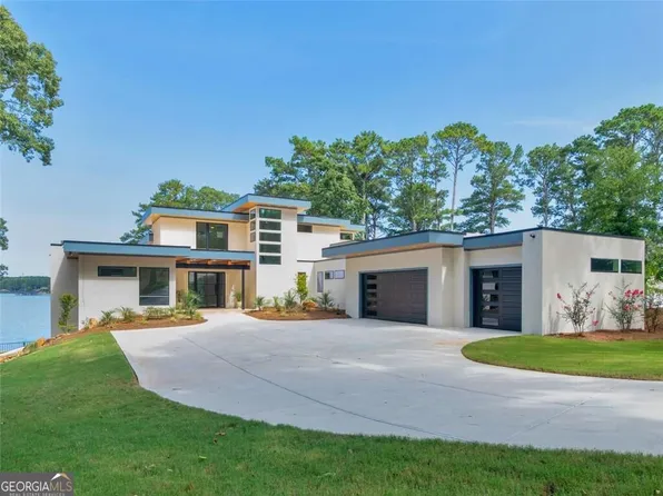 3258 S Bay Dr, Jonesboro, GA 30236