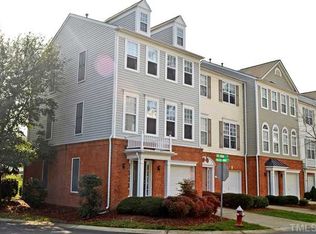 5501 Red Robin Rd, Raleigh, NC 27613