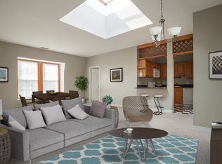 100 Myrtle Ave APT 101, Whitman, MA 02382