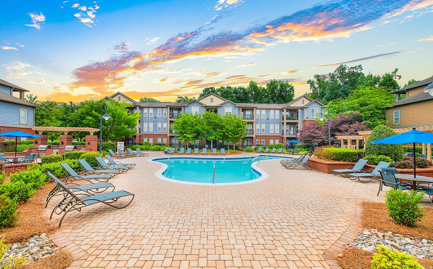 905 Matthews Commons Dr #223, Matthews, NC 28105 | Zillow