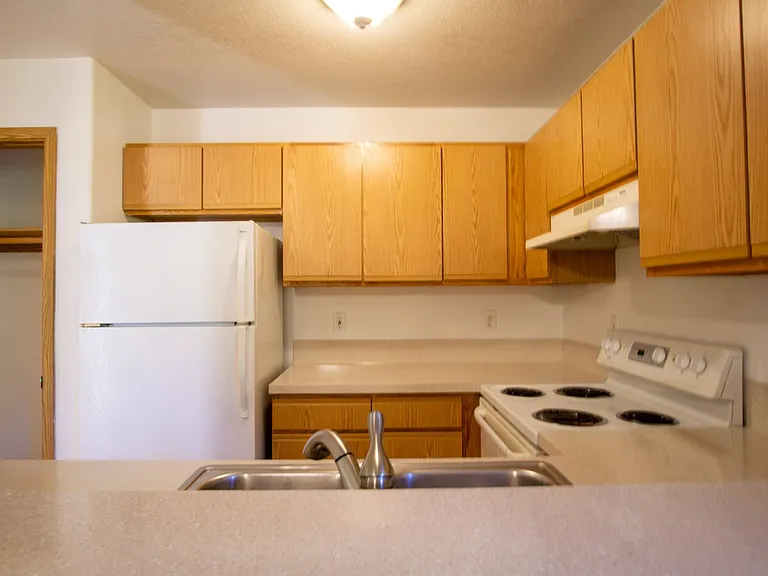 2891 SE Division St #6 — Photo 4