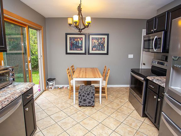 5th image of 1729 Forest Dr