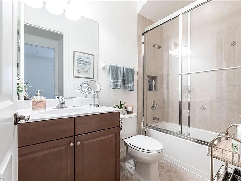 7863 Valencia Ct — Photo 31