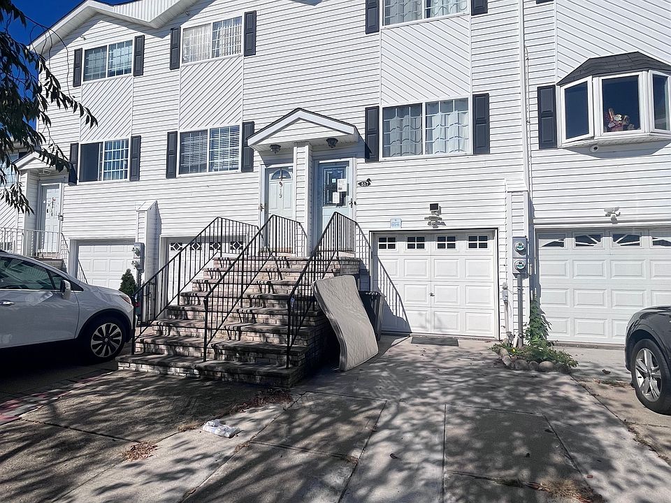 1st image of 517 Medina St