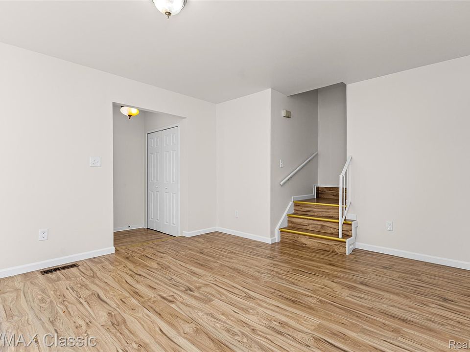 8733 George F Bunker Blvd #s, photo 15