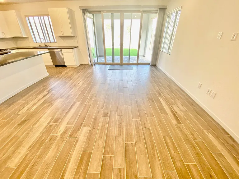 11620 Observation Point Ave — Photo 2