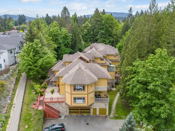 1244 4th Ave #309, Ladysmith, BC V9G 0A6
