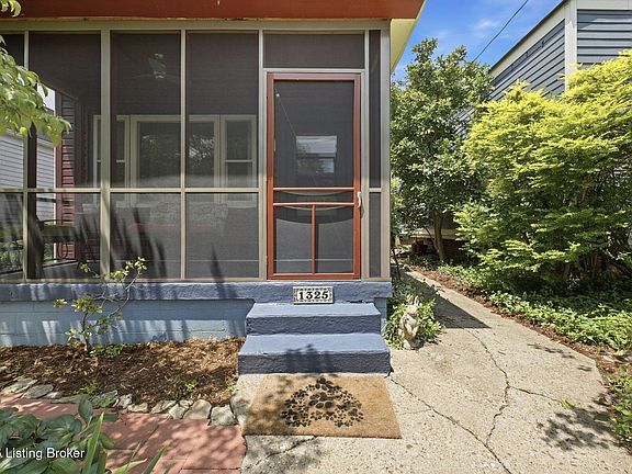 3rd image of 1325 Rufer Ave