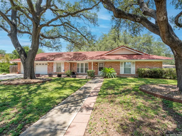 309 Crestwind, Windcrest, TX 78239