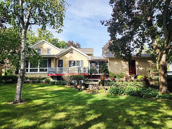 5th image of 319 Elizabeth STREET