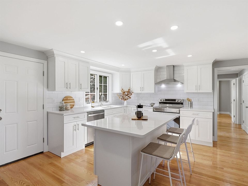 1st image of 58 Maple St