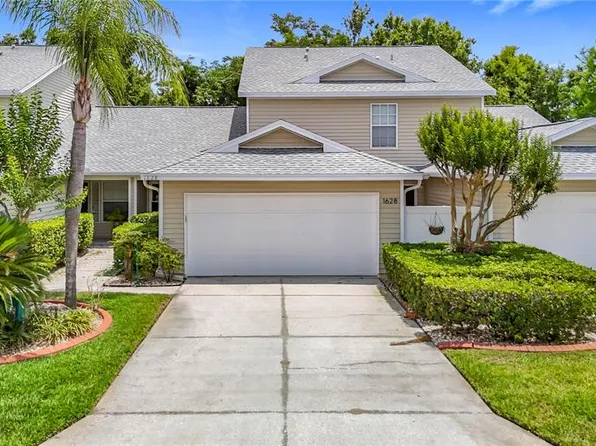 1628 Lullwater Ln, Lutz, FL 33549