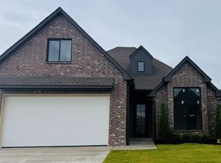 3704 W Laredo St, Broken Arrow, OK 74012