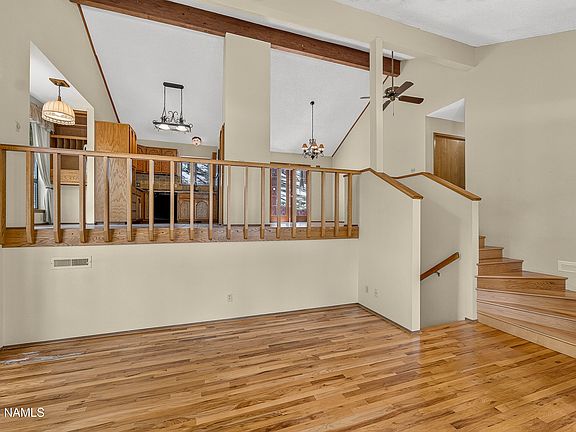 4th image of 3027 W Foothills Way