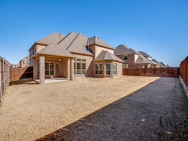 2150 Nocona Dr — Photo 15