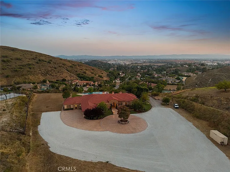 10727 W Stallion Ranch Rd — Photo 43