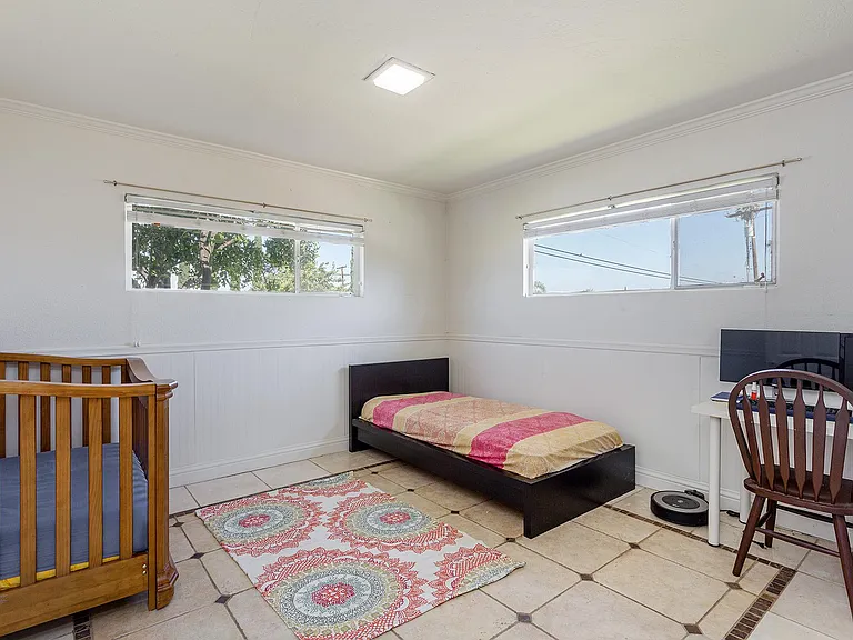1086 Appleton Rd — Photo 10