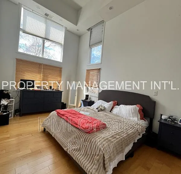 182 Gay St #706 — Photo 6
