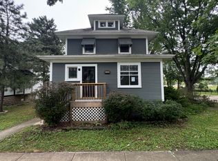 519 S Hale St, Wheaton, IL 60187