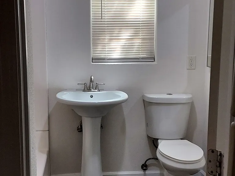 32949 Perret Blvd — Photo 11