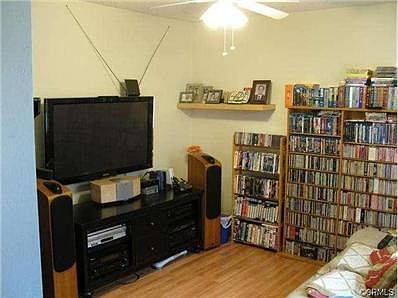 4th image of 1601 Greencastle Ave APT C