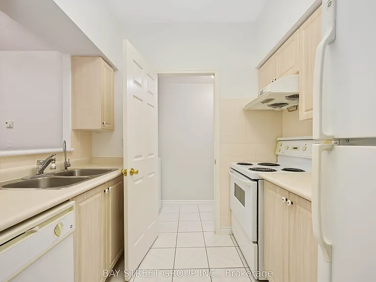 5039 Finch Ave E #107 — Photo 6