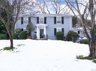 21 Edgewood Lane, Bronxville, NY 10708