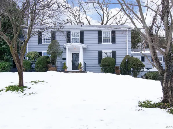 21 Edgewood Lane, Bronxville, NY 10708