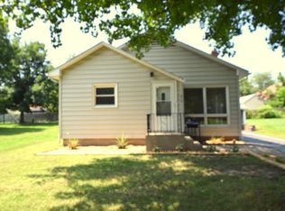 513 S 12th St, Herrin, IL 62948