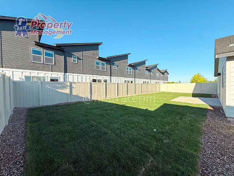 4918 Endicott Dr — Photo 25