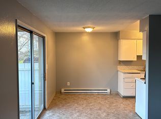 815 Harrison St APT 3, Oregon City, OR 97045