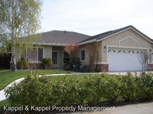 832 Kingman Dr, Vacaville, CA 95687