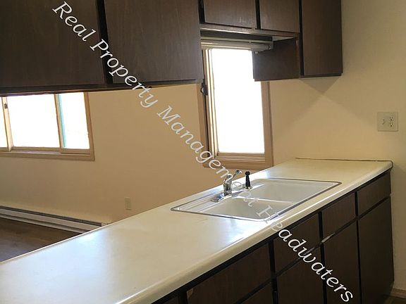 3rd image of 407 N Cherry St #6